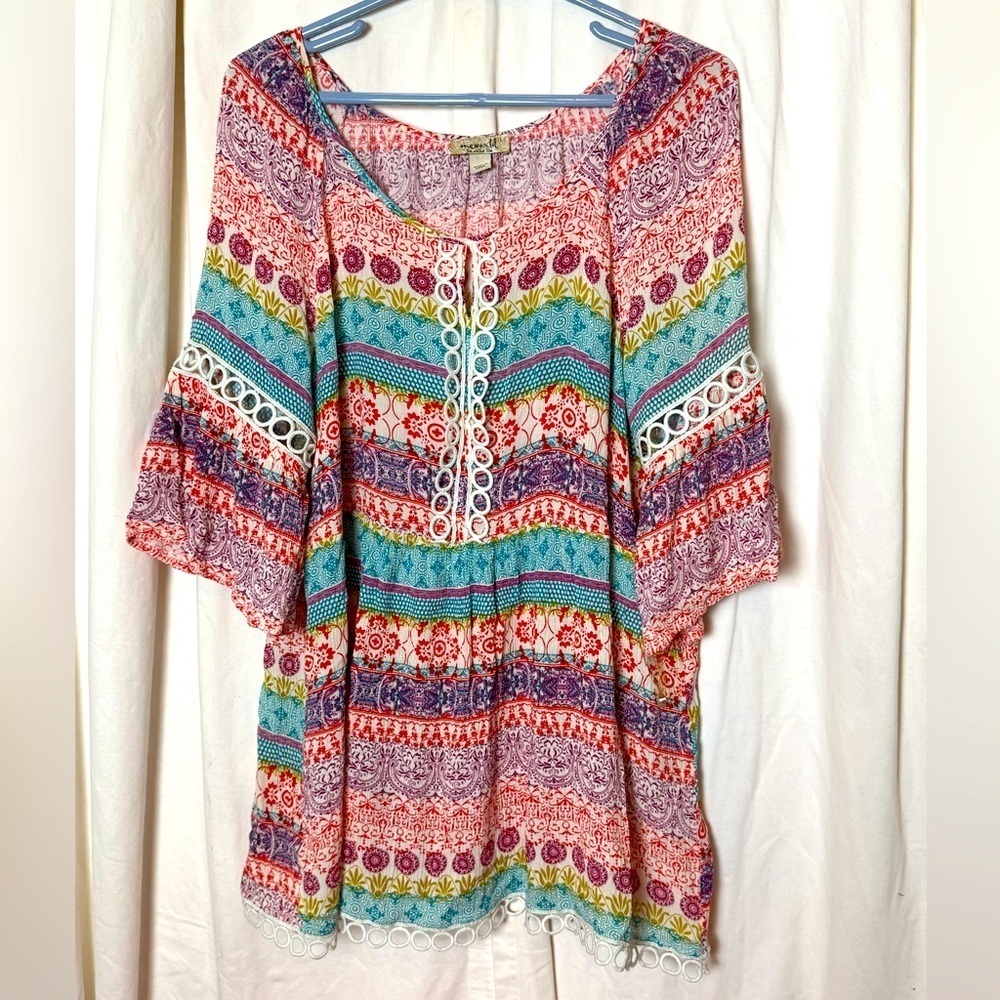 One World Women's Sz L Butterfly Sleeve Multicolored Boho Blouse PTP‎ 22"  EUC
